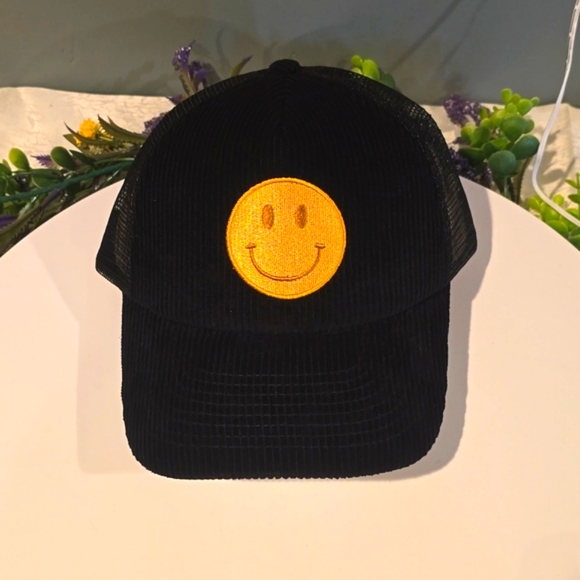 Smile Face Cap Snapback, NO BOUNDARIES, Walmart - Picture 13 of 13